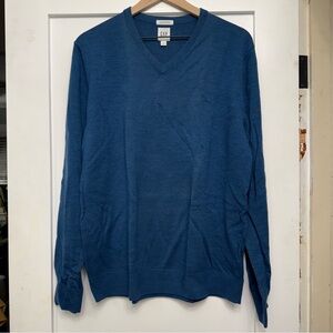GAP - Merino wool v-neck sweater